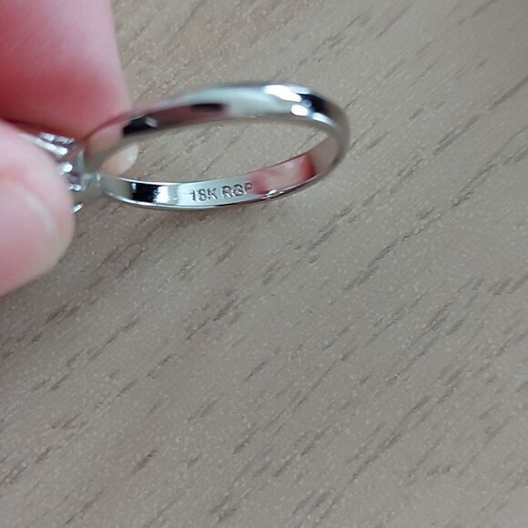 2Ct Cubic Zircon 925 Silver Ring - Picture 7 of 8